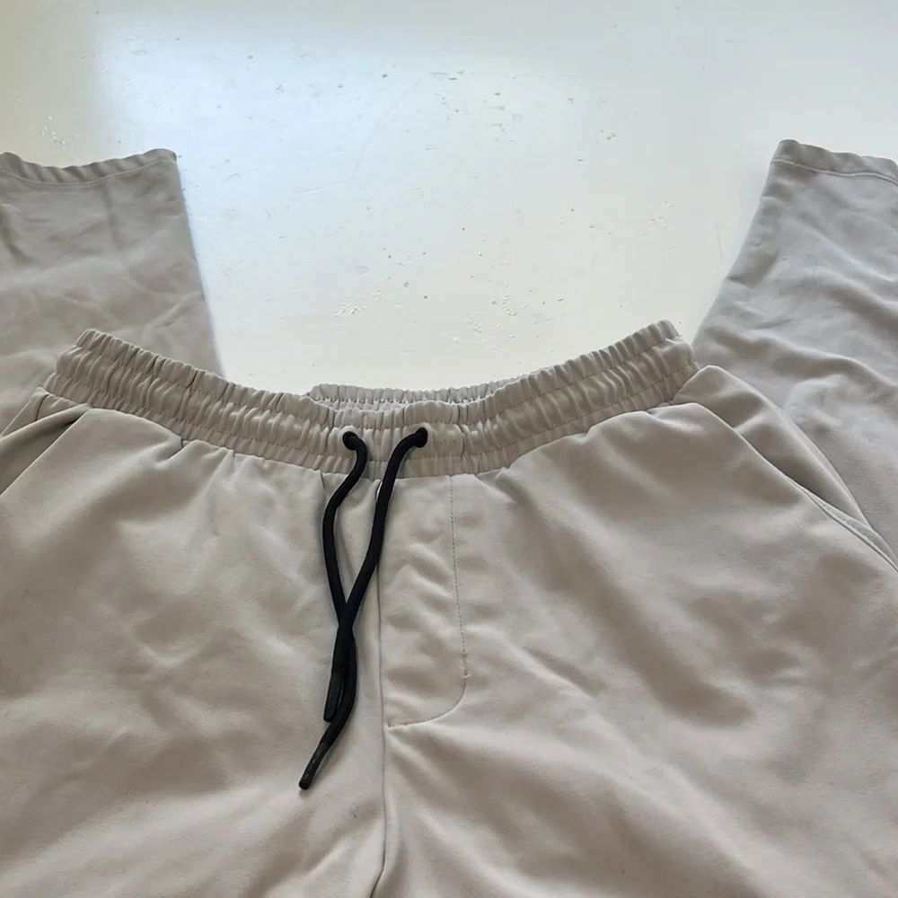 Old Navy Active Medium Tapeted Go-Dry Power Soft Coze Edition Sweatpants
